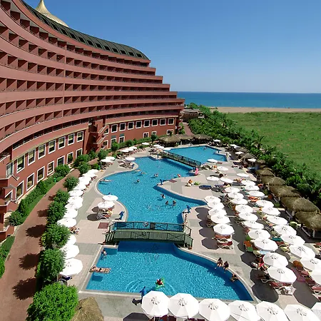 Üdülőközpont Delphin Palace Antalya