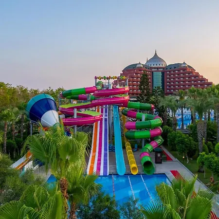 Delphin Palace Üdülőközpont