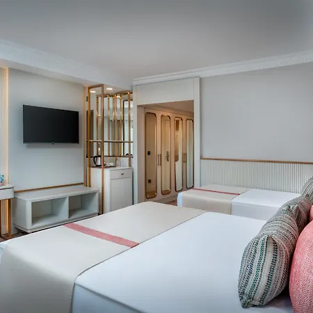 Delphin Palace Üdülőközpont