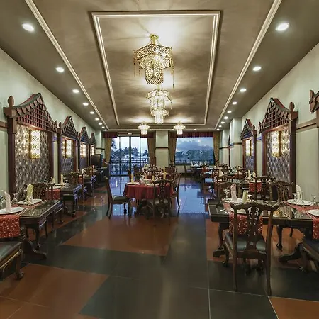 Üdülőközpont Delphin Palace 5*