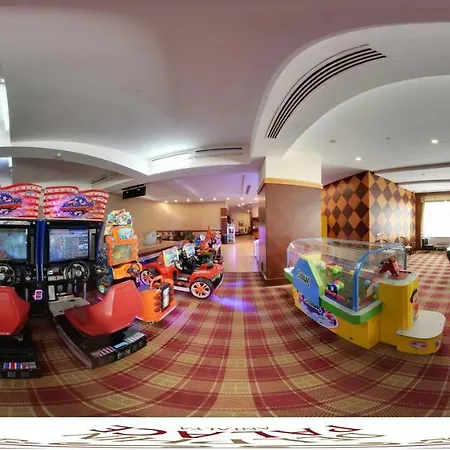 Üdülőközpont Delphin Palace 5*